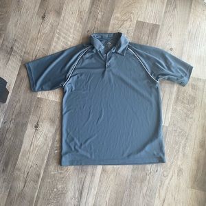 Tri Mountain • Golf shirt